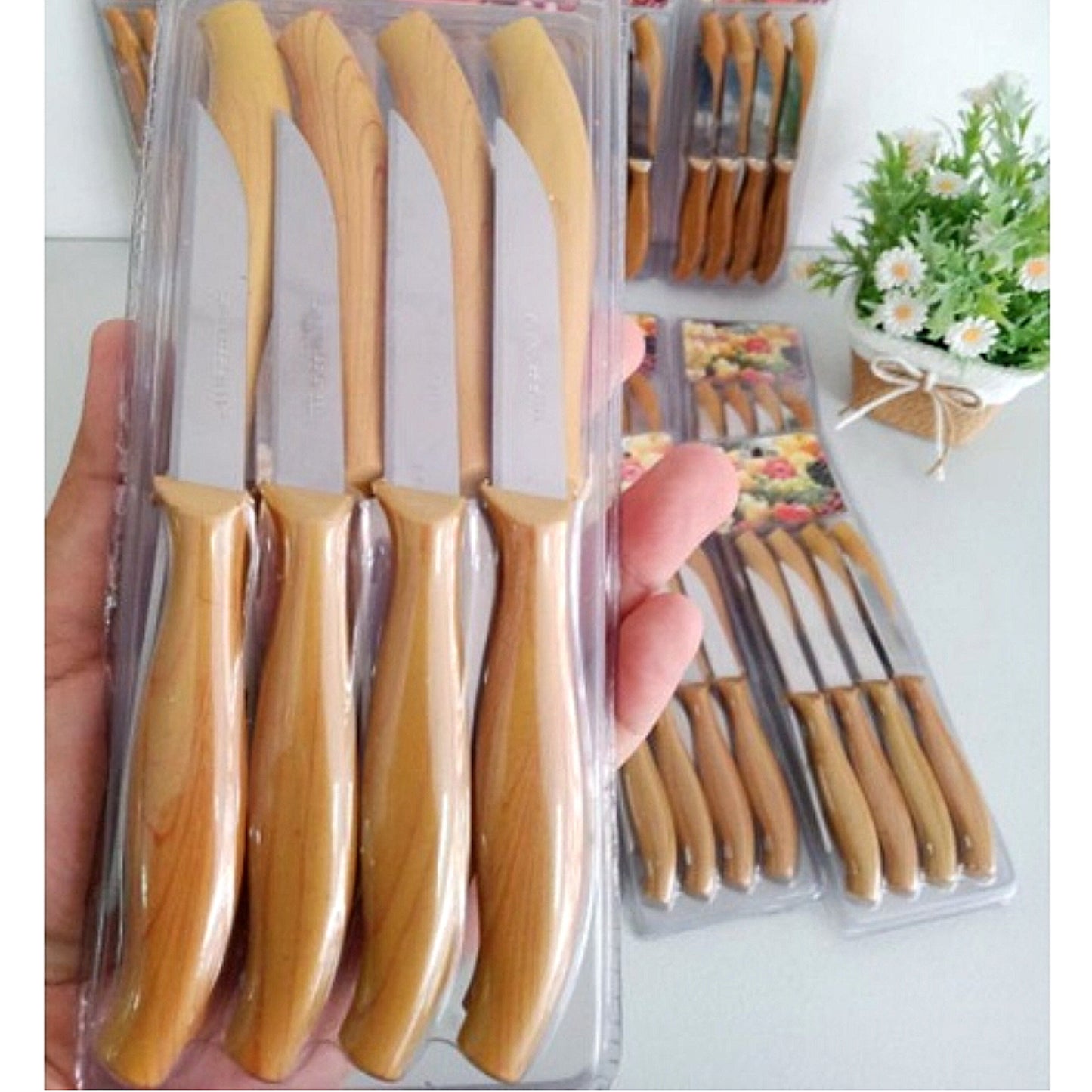 Ножеви сет 12 парчиња